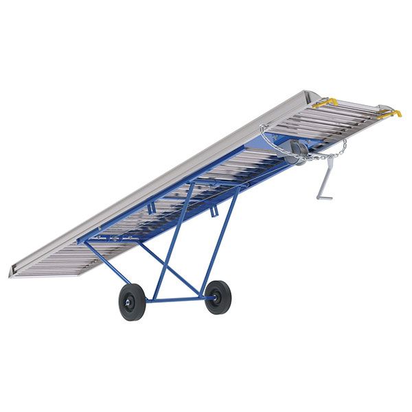Aluminum Walk Ramp Hook Style w/Wheels - 28" X 10'