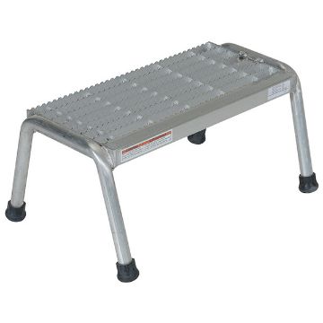 Aluminum OSHA Compliant industrial Step stands A Aluminum Industrial Step Stands